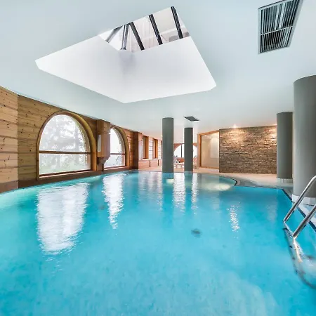 Appartement Skis Aux Pieds Avec Spa A Courchevel 1850 - Fr-1-564-88 * Courchevel